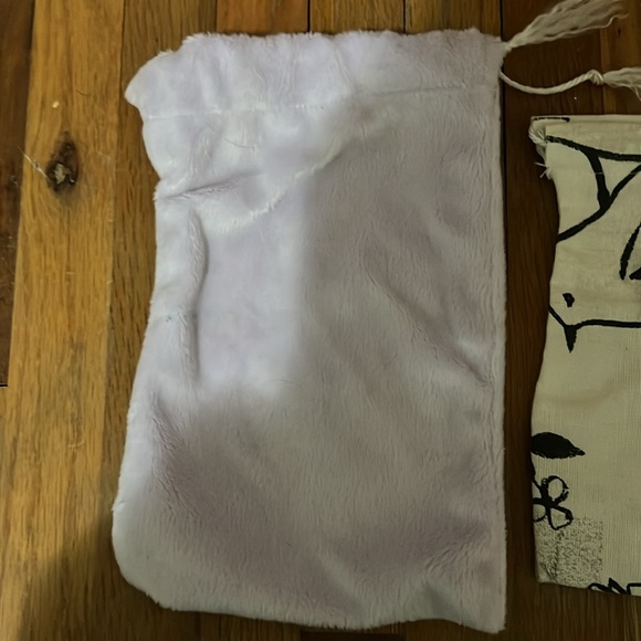 Drawstring bags - Picture 2 of 6